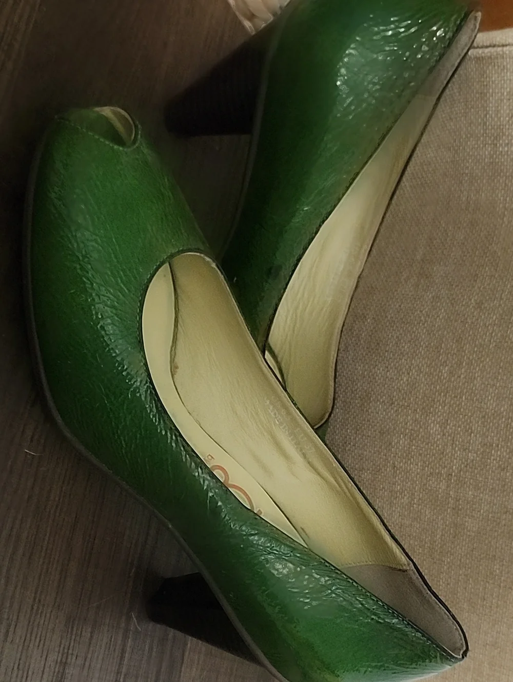CROCS Green Peep-Toe Heels
